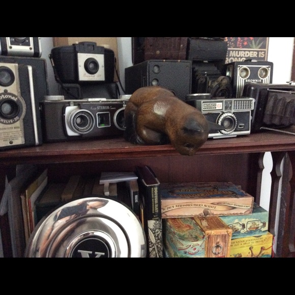 Vintage Hand-Carved Wooden Shelf Cat🐱 - Picture 3 of 16